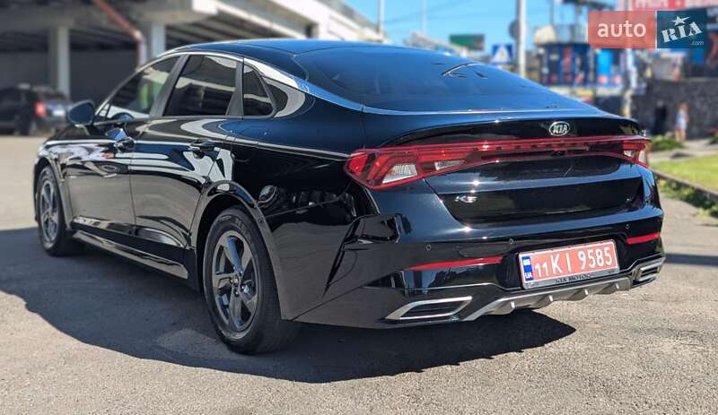 Седан Kia K5 2021 в Киеве