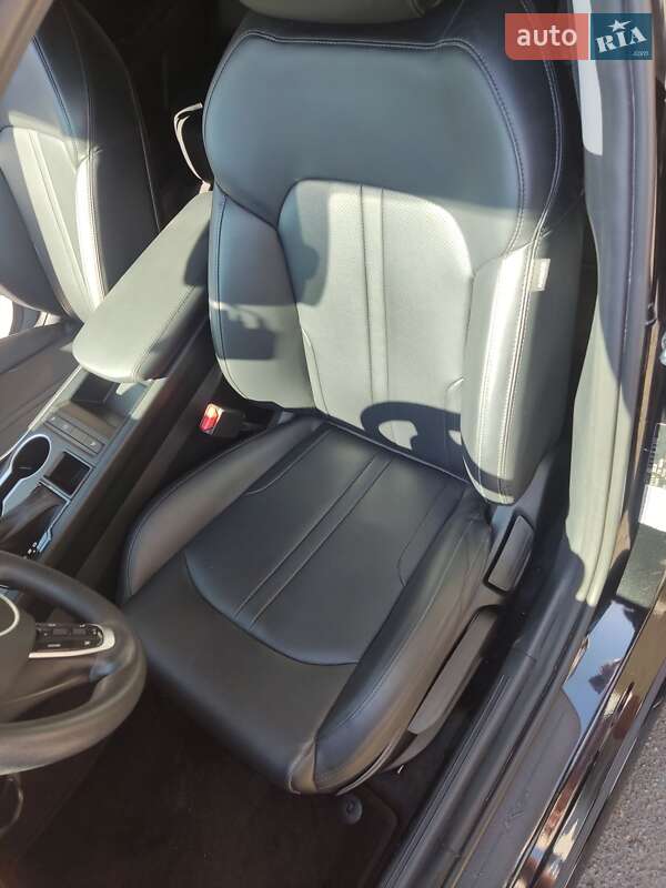 Седан Kia K5 2021 в Киеве