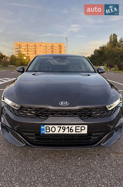 Седан Kia K5 2020 в Киеве