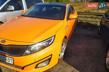 Седан Kia K5 2014 в 