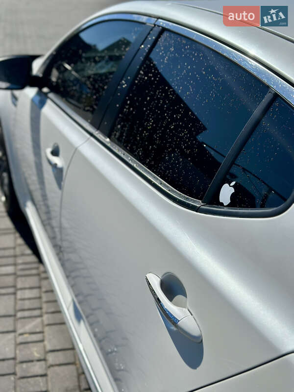 Седан Kia K5 2010 в Фастове