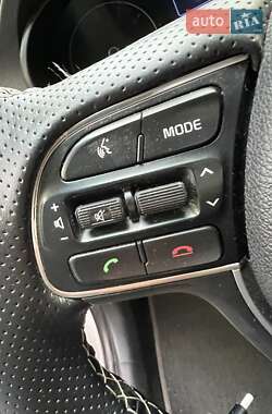 Седан Kia K5 2015 в 