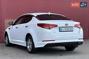 Седан Kia K5 2012 в 