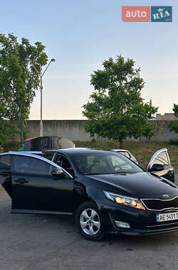 Седан Kia K5 2013 в 
