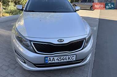 Седан Kia K5 2014 в 