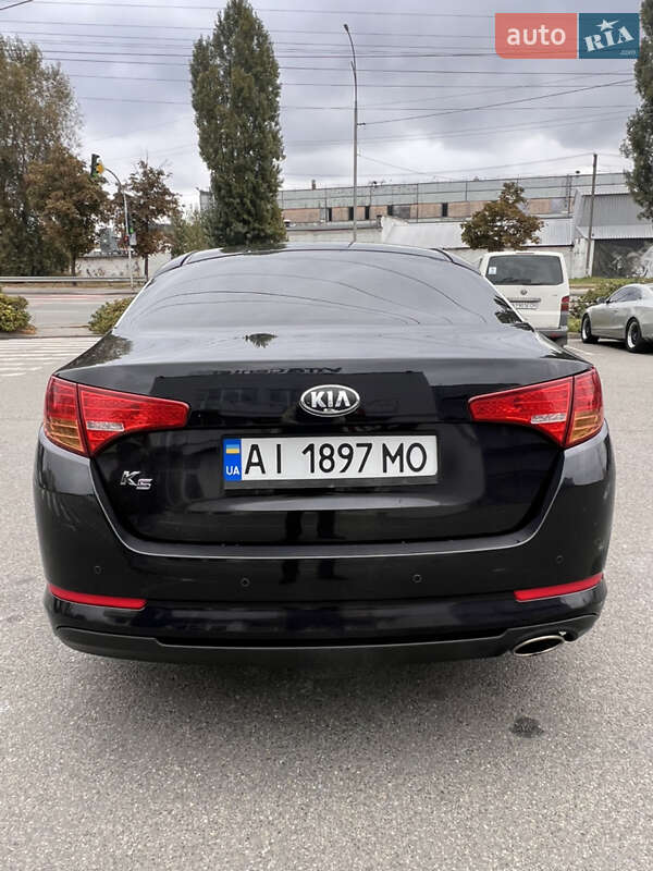 Седан Kia K5 2012 в Киеве