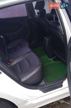 Седан Kia K5 2014 в 