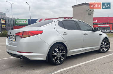 Седан Kia K5 2012 в 