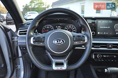 Седан Kia K5 2020 в 