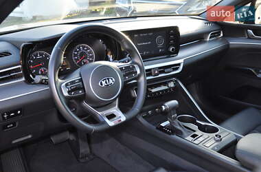 Седан Kia K5 2020 в 