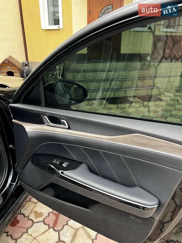 Седан Kia K5 2020 в Белой Церкви