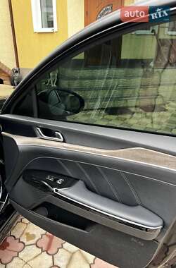 Седан Kia K5 2020 в 
