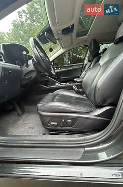 Седан Kia K5 2020 в 