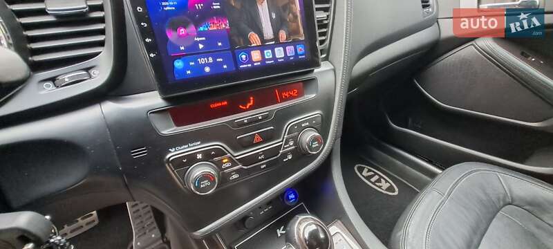Седан Kia K5 2011 в Одессе