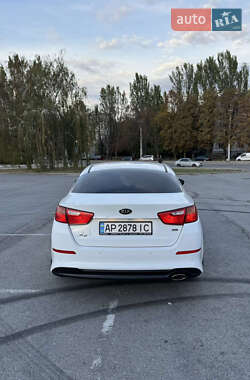 Седан Kia K5 2014 в 