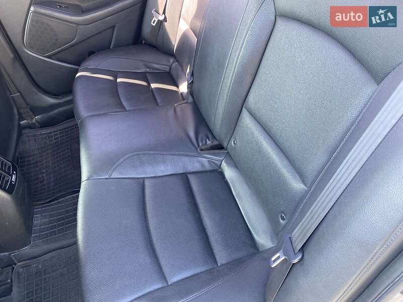 Седан Kia K5 2014 в Киеве