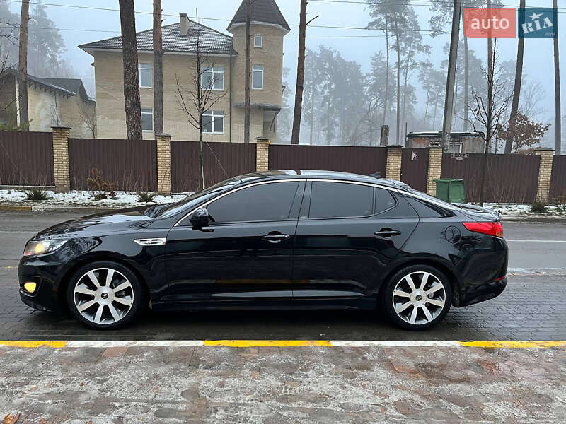Седан Kia K5 2012 в Києві