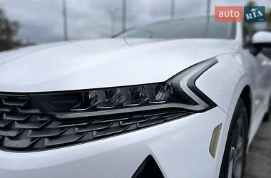 Седан Kia K5 2021 в  фото 15 Седан Kia K5 2021 в