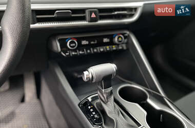 Седан Kia K5 2021 в  фото 36 Седан Kia K5 2021 в