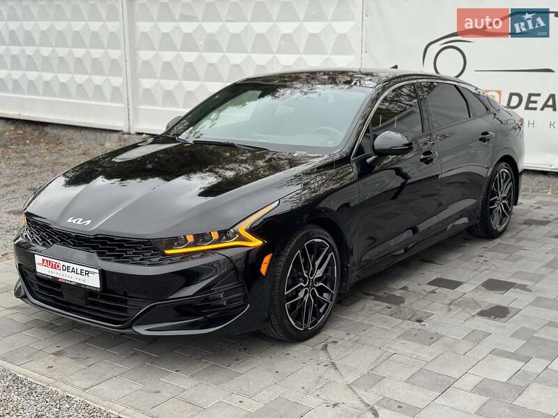 Седан Kia K5 2023 в Києві