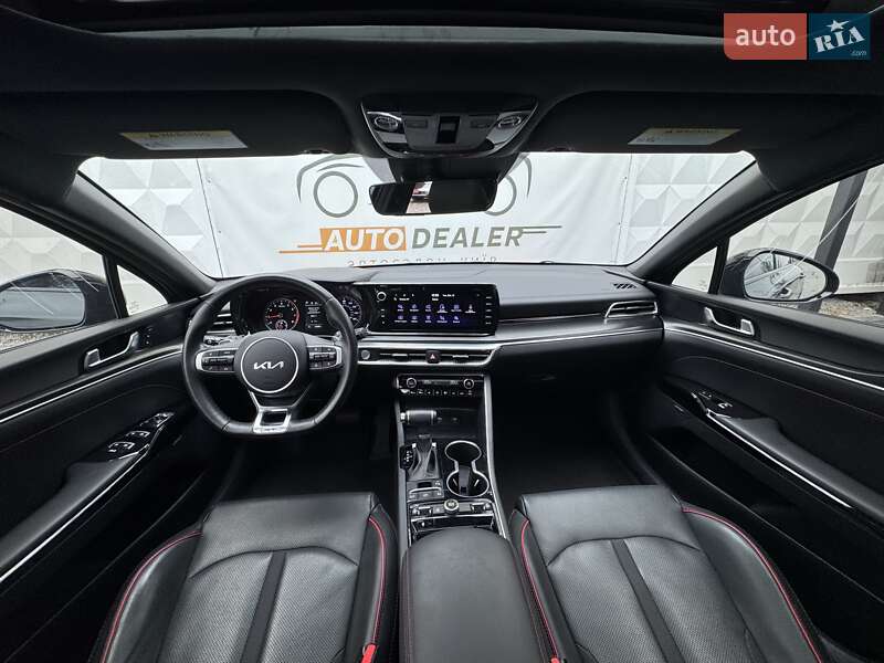 Седан Kia K5 2023 в Києві