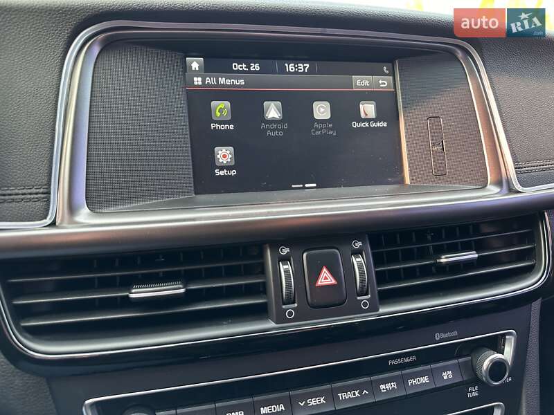 Седан Kia K5 2016 в Киеве