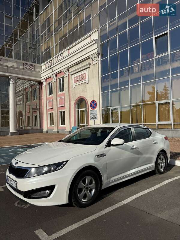 Седан Kia K5 2012 в Одесі фото 30 Седан Kia K5 2012 в Одесі