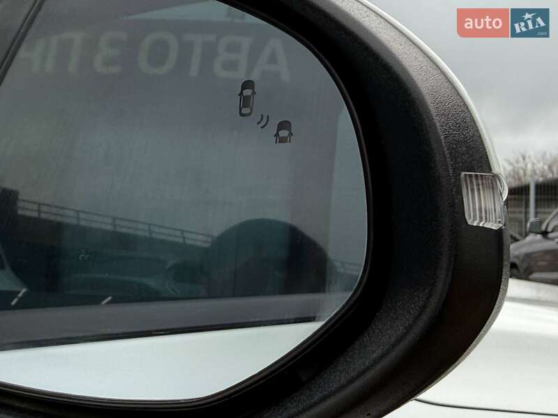 Седан Kia K5 2020 в Одессе