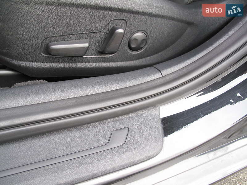 Седан Kia K5 2017 в Києві фото 27 Седан Kia K5 2017 в Києві