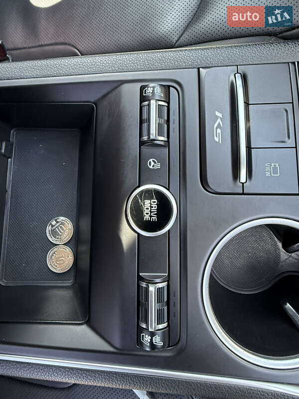 Седан Kia K5 2020 в Одесі