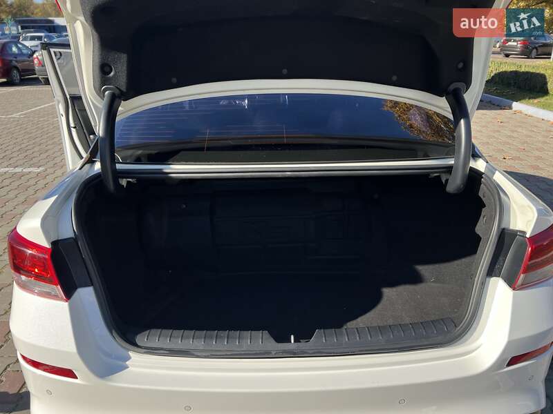 Седан Kia K5 2018 в Одессе фото 18 Седан Kia K5 2018 в Одессе