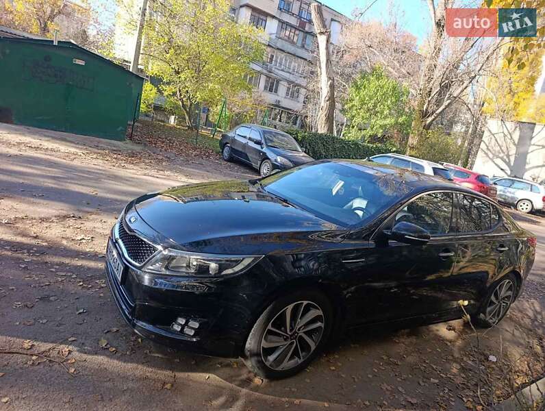 Седан Kia K5 2014 в Одесі