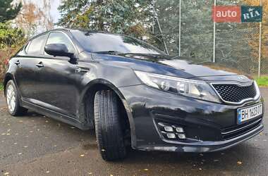 Седан Kia K5 2013 в Днепре