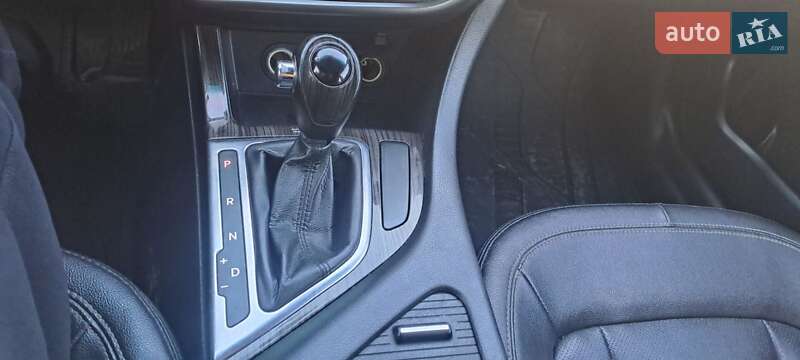 Седан Kia K5 2012 в Николаеве