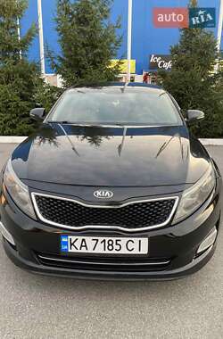 Седан Kia K5 2013 в Богуславе