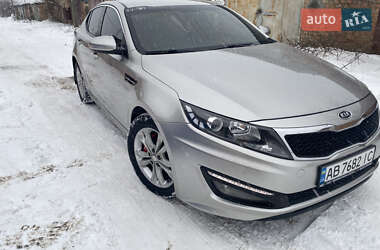 Седан Kia K5 2010 в Бердичеві