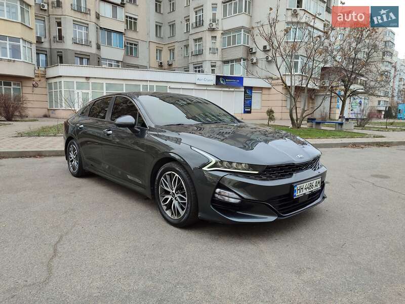 Седан Kia K5 2020 в Запорожье