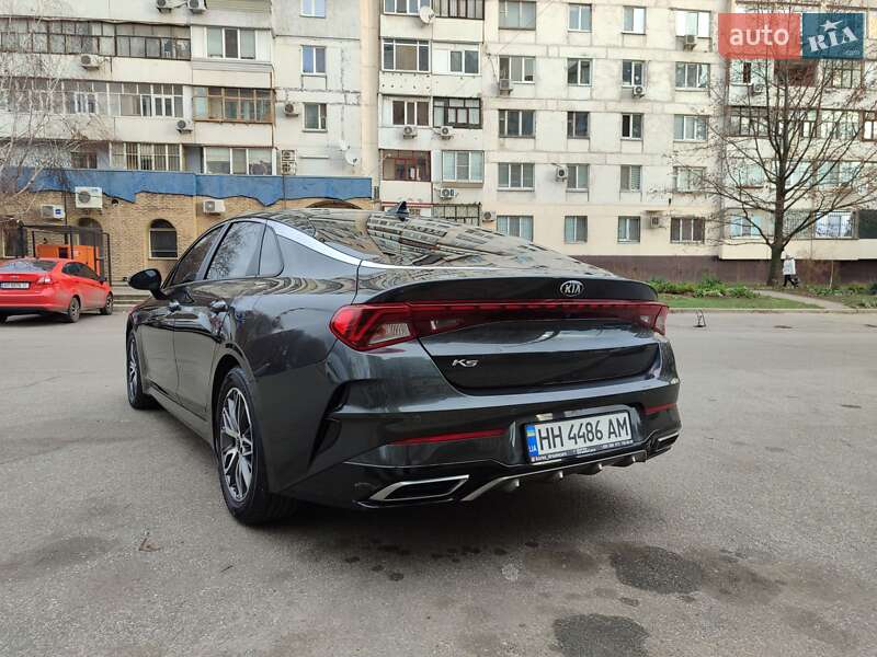 Седан Kia K5 2020 в Запорожье