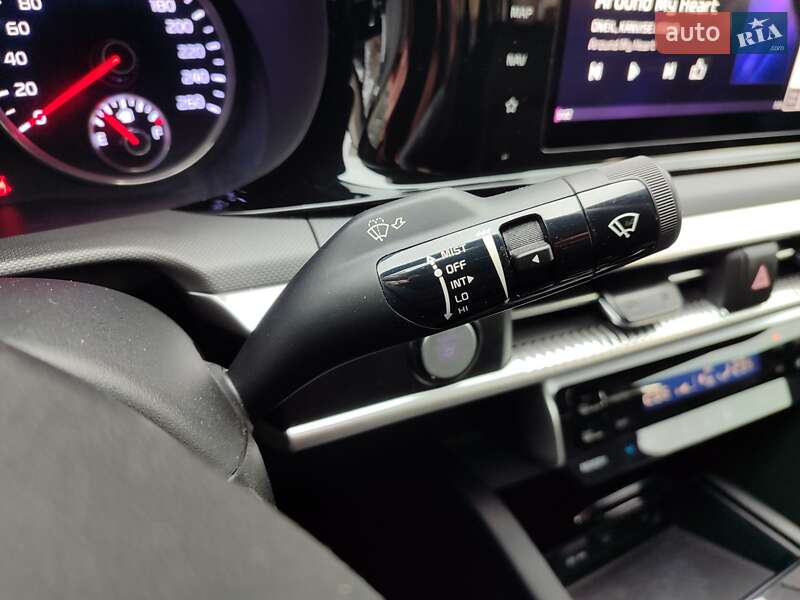 Седан Kia K5 2020 в Запорожье