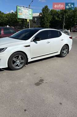 Седан Kia K5 2011 в Шостке