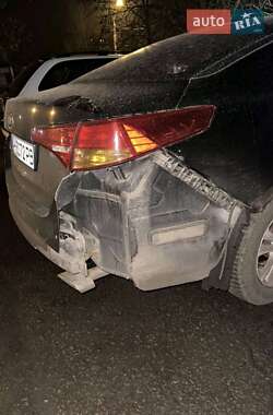 Седан Kia K5 2013 в Баштанке