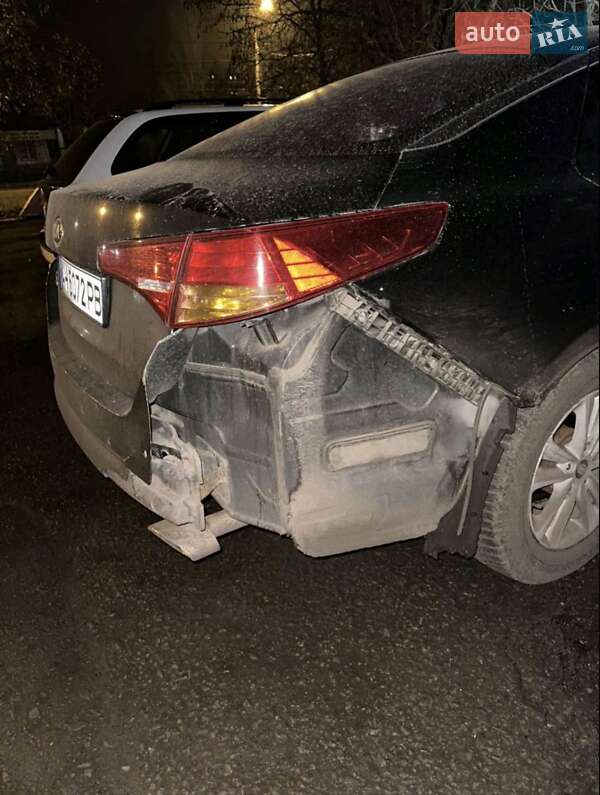 Седан Kia K5 2013 в Баштанці