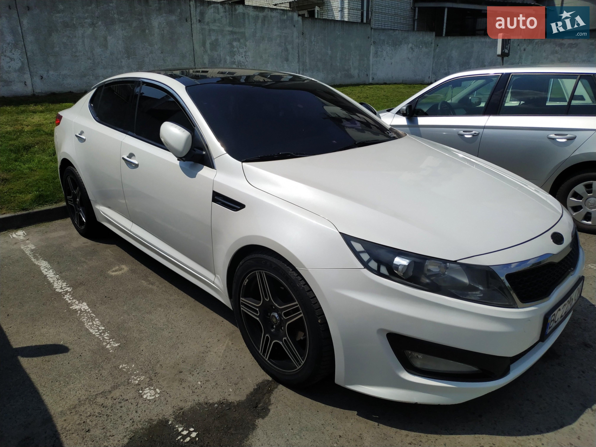 2011 Kia K5 - мініатюра 7