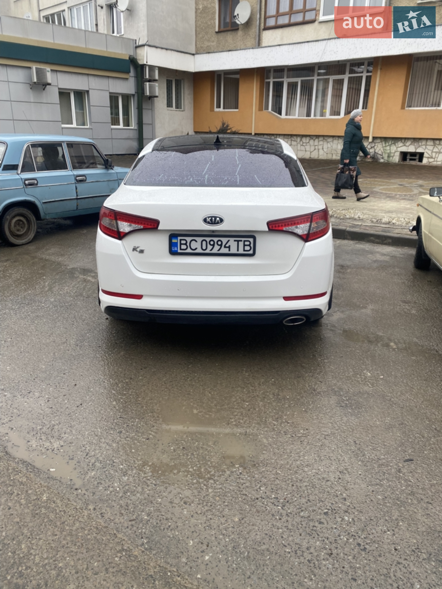 2011 Kia K5 - мініатюра 12