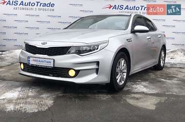 Седан Kia K5 2017 в Киеве