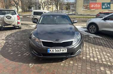 Седан Kia K5 2013 в Шептицькому