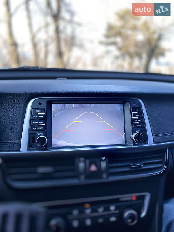 Седан Kia K5 2017 в Одесі