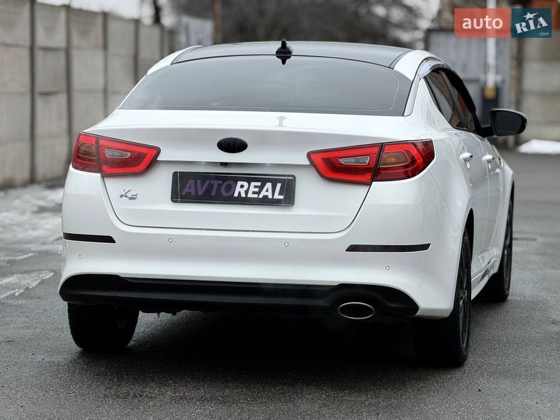 Седан Kia K5 2013 в Кривом Роге