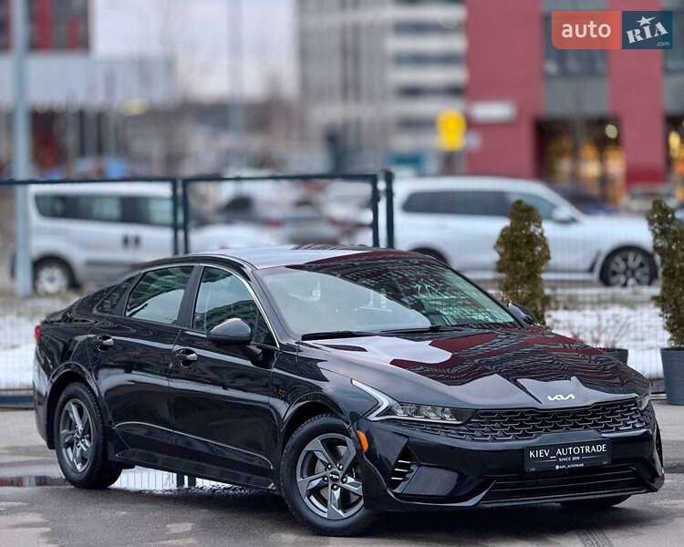 Седан Kia K5 2021 в Киеве