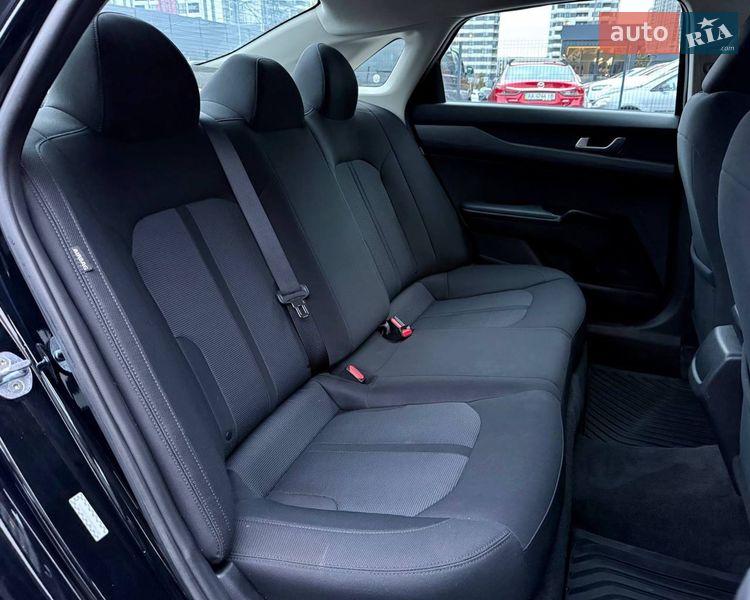 Седан Kia K5 2021 в Киеве
